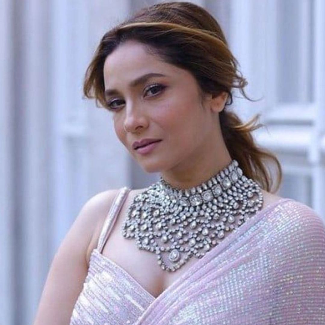 अंकिता लोखंडे-विक्की जैन ने मदद के लिए लगाई सीएम देवेंद्र फडणवीस से गुहार, इस मामले में FIR दर्ज